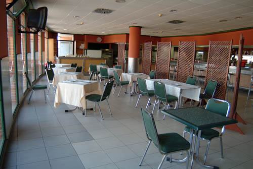 Salón del restaurante de la estación